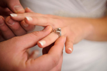 Фотография к новости: Жители Казахстана стали охотнее регистрировать отношения