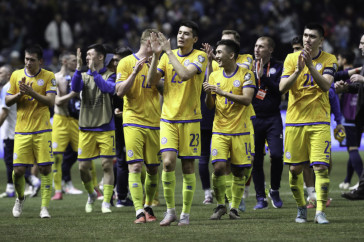 Фотография к новости: До заветной мечты один шаг - Ермек Маржикпаев обратился к футболистам сборной Казахстана