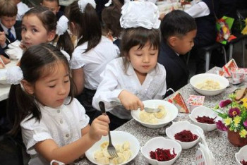 Фотография к новости: Контроль над качеством питания усилят в школах Казахстана