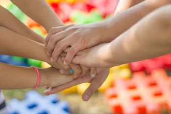 Фотография к новости: Сауна в лагере для сирот: в Антикоре рассказали подробности о расследовании дела