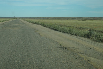 Фотография к новости: Строительство дорог до побережий Алаколя и Балхаша завершат к концу 2024 года