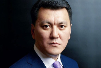 Фотография к новости: Ерлан Карин высказался о профилактике насилия в семьях