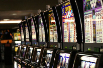 Фотография к новости: В Казахстане усиливают борьбу с нелегальным игорным бизнесом