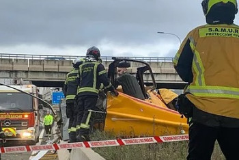 Фотография к новости: Вертолёт упал на автостраду в Мадриде