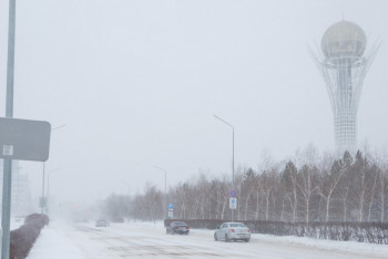 Фотография к новости: Штормовое предупреждение из-за сильного ветра объявлено в большинстве регионов страны