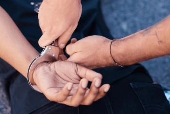 Фотография к новости: Школьница забеременела от отчима в Павлодарской области