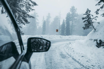 Фотография к новости: Участок трассы Алматы-Хоргос закрыли из-за метели