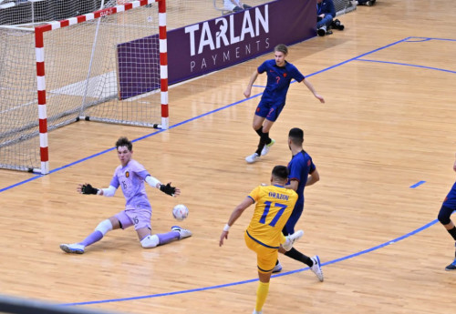 Фотография к новости: Сборная Казахстана по футзалу выиграла у Нидерландов со счётом 2:0