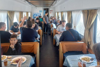 Фотография к новости: Более 500 застрявших на трассах в Жамбылской области путников пересели на поезда