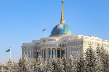 Фотография к новости: Телеграммы с поздравлениями от президентов из разных стран поступают Токаеву