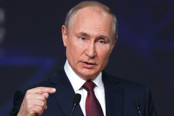 Фотография к новости: Путин сдал документы в ЦИК для участия в президентских выборах