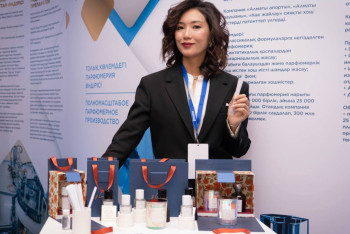 Фотография к новости: Ароматные изобретения: казахстанские учёные рассказали, как создают духи и мыло