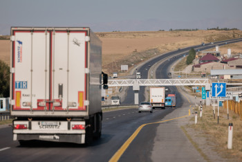 Фотография к новости: Электронные очереди появятся ещё на нескольких участках границы Казахстана с Россией