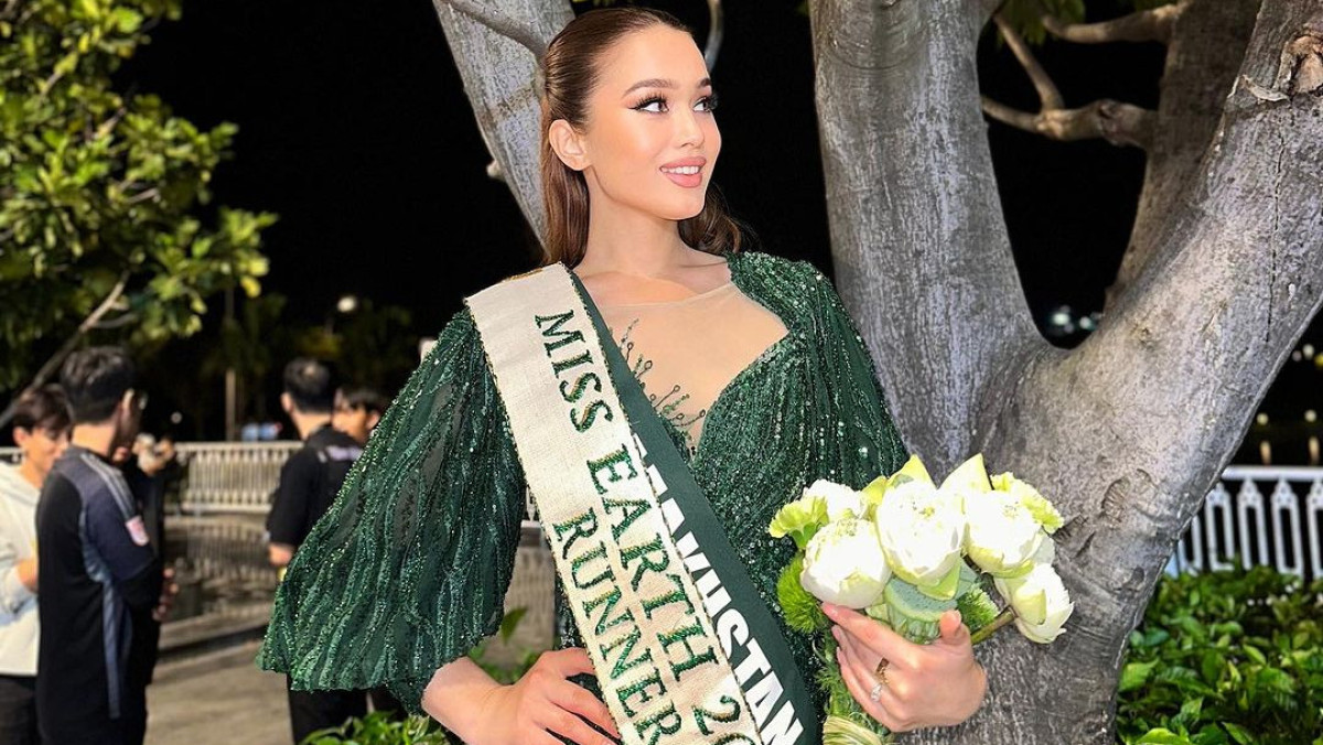  Instagram / distewardess