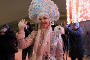 Фотография к новости: Снежинки и медвежата: Как маленькие астанчане проводят новогодние утренники