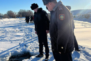 Фотография к новости: Найдено тело провалившегося под лёд мальчика в области Абай
