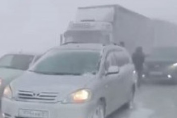 Фотография к новости: Массовое ДТП произошло на трассе перед въездом в Астану