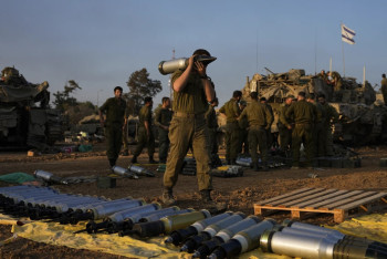 Фотография к новости: Израиль выводит солдат из Газы, но вводит войска на юг анклава