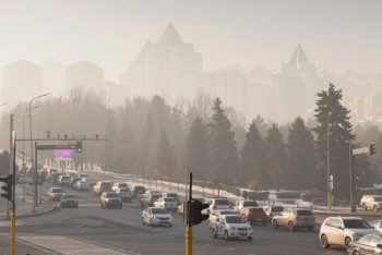 Фотография к новости: Ухудшение качества воздуха ожидается в двух мегаполисах Казахстана