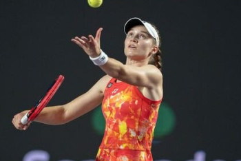 Фотография к новости: Елена Рыбакина начала 2024 год с яркой победы