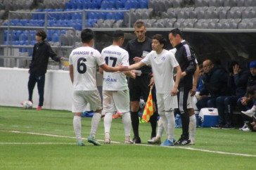 Фотография к новости: Кому и сколько должны казахстанские футбольные клубы