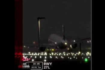 Фотография к новости: Видео посадки самолёта Air Astana при шторме в Лондоне показало мировое СМИ