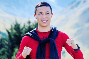 Фотография к новости: Олимпиец Бибосынов три года не может оформить на себя подаренную квартиру в Туркестане