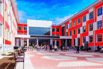 Фотография к новости: Сколько новых школ построили в Казахстане на деньги коррупционеров