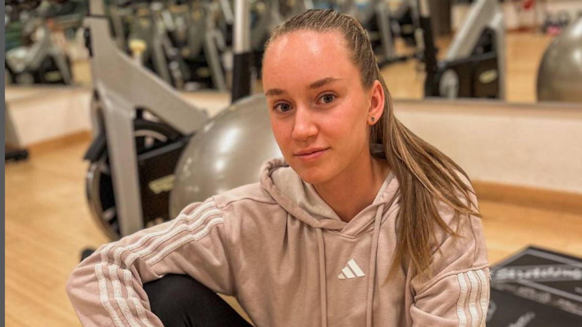  instagram.com/lenarybakina