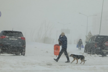 Фотография к новости: В четырёх областях Казахстана закрыли движение на трассах