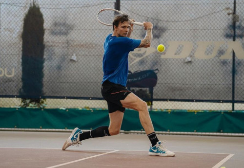 Фотография к новости: Сколько заработал лучший теннисист Казахстана за первый турнир в 2024 году