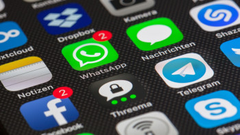Фотография к новости: В сети появилось первое изображение нового дизайна WhatsApp
