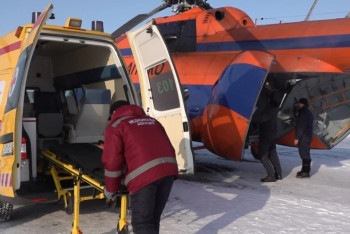 Фотография к новости: Пенсионерку с инсультом доставили в больницу на вертолёте  в ВКО