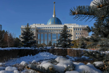 Фотография к новости: Токаеву рассказали о лидере среди регионов по ВВП