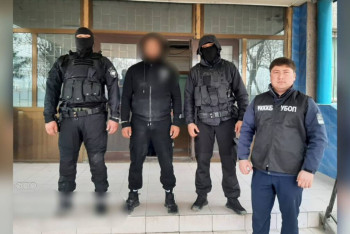 Фотография к новости: Угнал авто и вымогал деньги: преступника арестовали в Туркестанской области