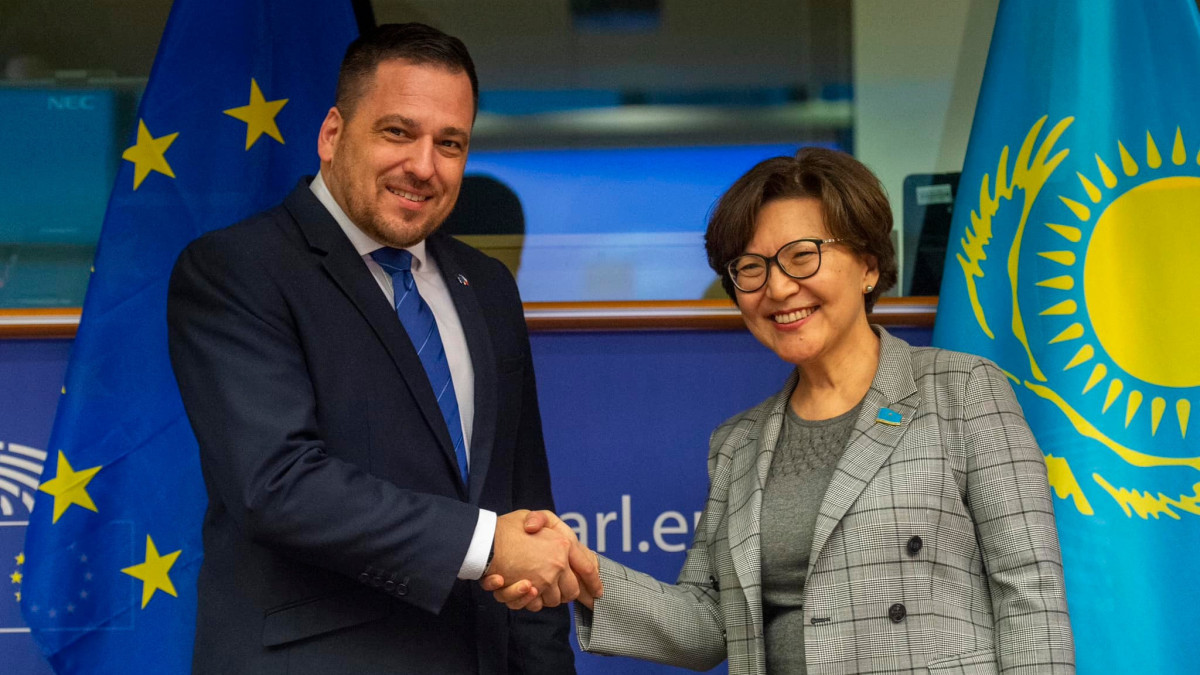  facebook.com/aigul kuspan