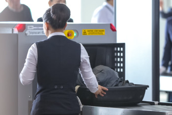 Фотография к новости: Иностранцы по поддельным паспортам Франции и Греции пытались вылететь из Алматы