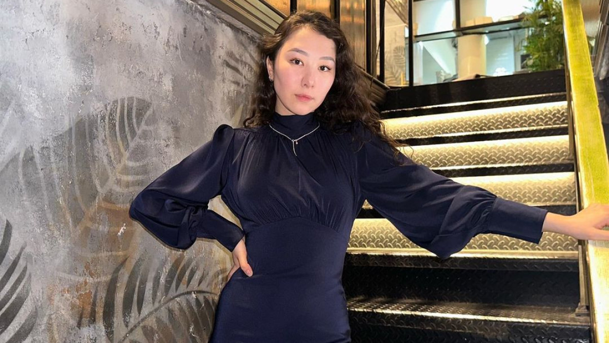  instagram.com/elizabetkz