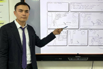 Фотография к новости: Учитель из области Абай преподает физику через комиксы