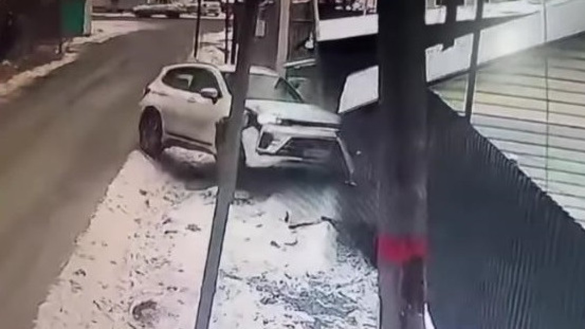  стоп-кадр из видео/instagram.com/kris_p_talgar