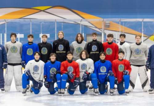 Фотография к новости: Казахстанские хоккеисты стартовали с победы на Олимпийских играх