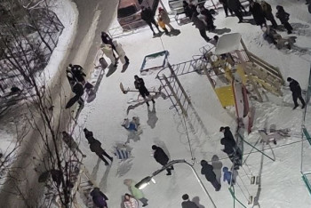 Фотография к новости: Подземные толчки в Алматы: люди спешно покидают дома