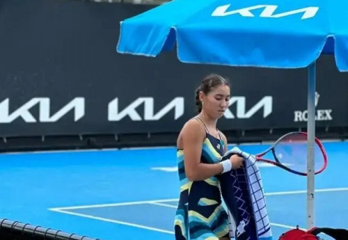 Фотография к новости: Казахстанка вышла в четвертьфинал юниорского Australian Open