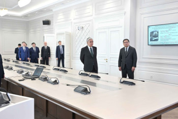 Фотография к новости: Президент поручил ускорить реализацию проектов транспортной системы в Алматы