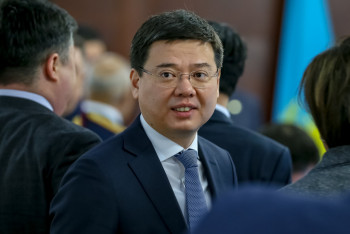 Фотография к новости: Арест продлили экс-министру юстиции Казахстана Бекетаеву