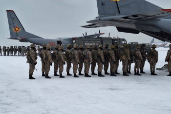 Фотография к новости: Подняли по тревоге: более 50 солдат переброшены из Алматы в Актобе