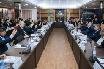 Фотография к новости: Профсоюзы Казахстана объявили 2024-й Годом достойного труда