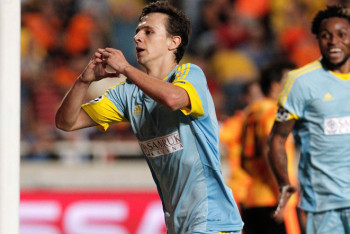 Фотография к новости: Футбол по-казахски обошелся в 133 млрд тенге