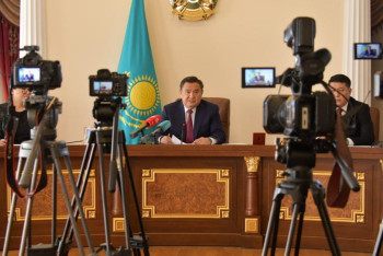 Фотография к новости: Развитие региона обсудил с журналистами аким Акмолинской области