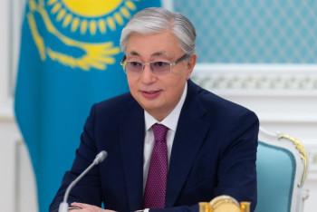 Фотография к новости: Касым-Жомарт Токаев поздравил казахстанцев  с Национальным днем печати